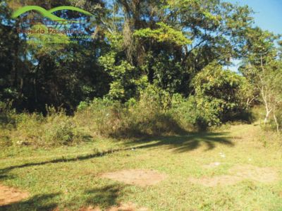 chácara plana de 6.000 mt com água corrente em Ibirité