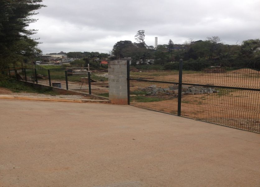 Terreno em Cotia em frente da Rodovia Raposo Tavares