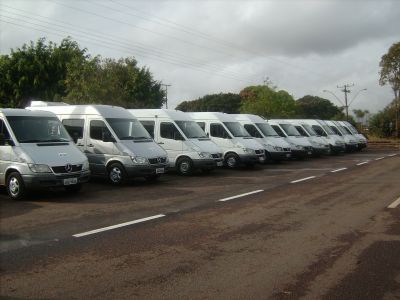LOCAÇÃO DE SEDANS, VANS, MICROÔNIBUS E ÔNIBUS EM BRASÍLIA