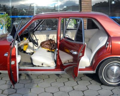 OPALA 76 - 4 CC - 4 PORTAS - TODO EM COURO BRANCO