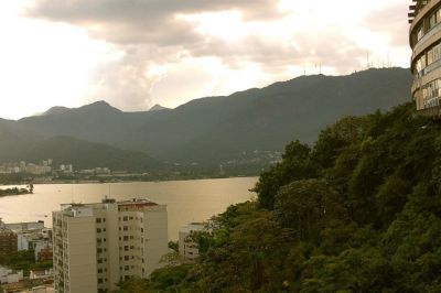 Excelente apartamento de 2 quartos e 2 salas em Ipanema ( Rio + 20, Ano novo, Férias e Carnaval)