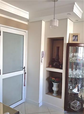 Apartamento na Casa Verde, todo mobiliado, com armários embutidos e closet. Bem localizado.