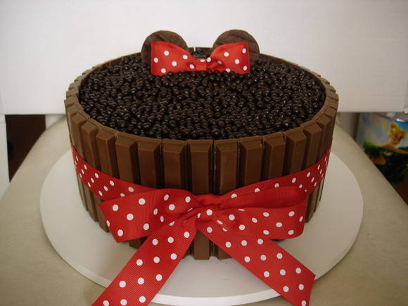 Bolo Kit Kat para Páscoa