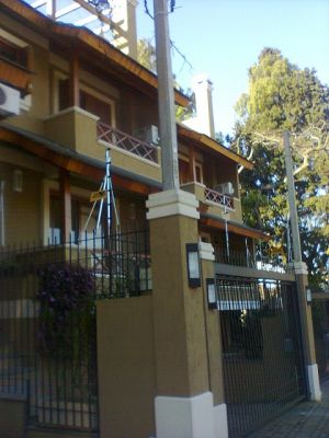 Casa 3 dormitórios Vila Assunção Zona Sul Porto Alegre RS