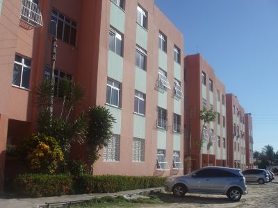 VENDO APARTAMENTO  ENTRE UNIFOR/FORUM