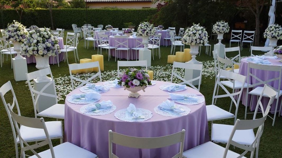 Decoração e locação de Móveis