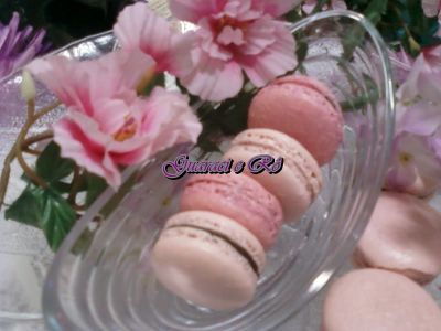 BEM CASADOS & MACARONS
