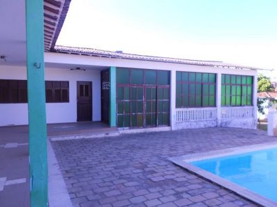 Maravilhosa propriedade na frente da marinha em Pirangi (RN)