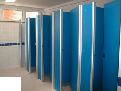 Divisórias Sanitárias em TS, Laminado estrutural,Divisórias para banheiro,Portas para banheiros.