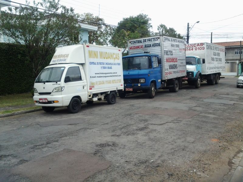 Mudanças e  Fretes  Água Verde