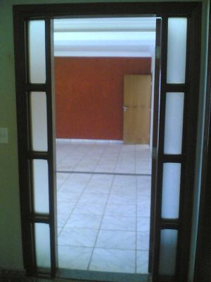 Alugo Apartamento Amplo e semi-Novo - Local Nobre