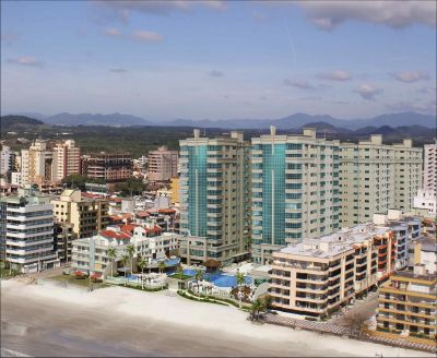 APTO FRENTE AO MAR CLUB COMPLETO COM ÁREA DE LAZER