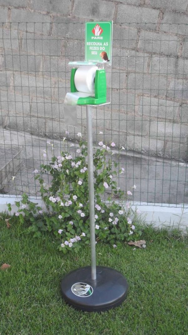 Dispenser para recolhimento de fezes de cachorro 