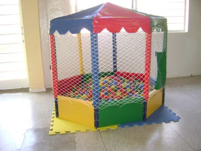 LOCAÇÃO DE BRINQUEDOS