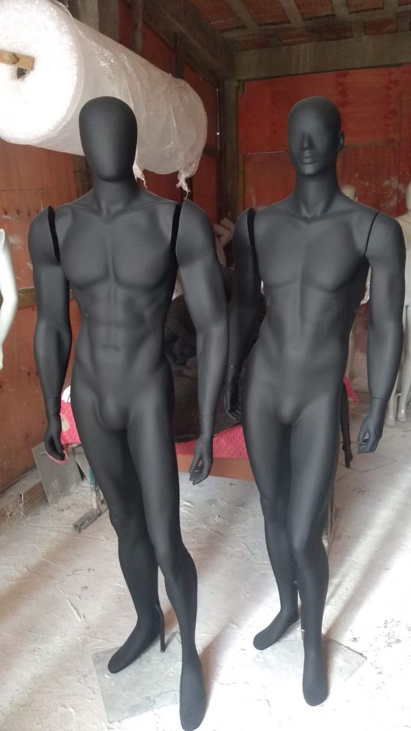 Pintura reforma de manequins 1198188-9722