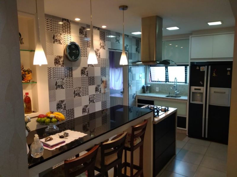 Dolomiti Centro Criciúma apartamento a venda Localizado na rua XV de Novembro bairro Centro (próx. a