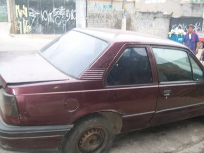 vendo monza 94 sucata andando valor 1.000 reais