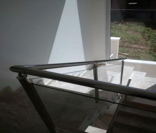 ótima casa em condomínio