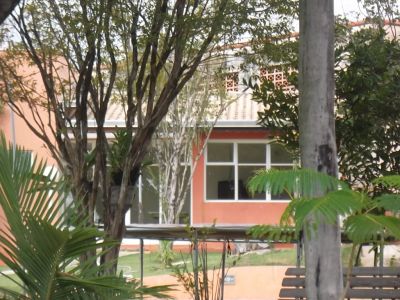 Chácara em Condomínio Fechado - Ótima para Lazer !!!