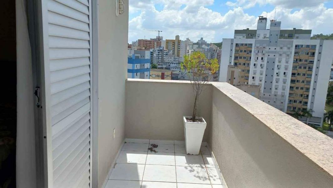 Cobertura a venda no Centro de Criciúma Romanza
