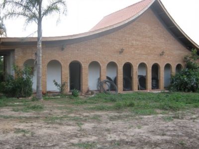 SITIO PRÓXIMO A REPRESA