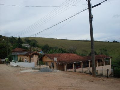 Vendo 1000 mts2 c/escritura, água sabesp, luz, telefone.Por R$47.000,00