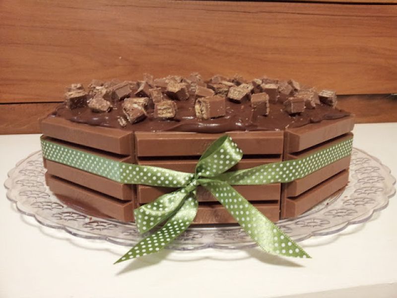 Bolo Kit Kat para Páscoa