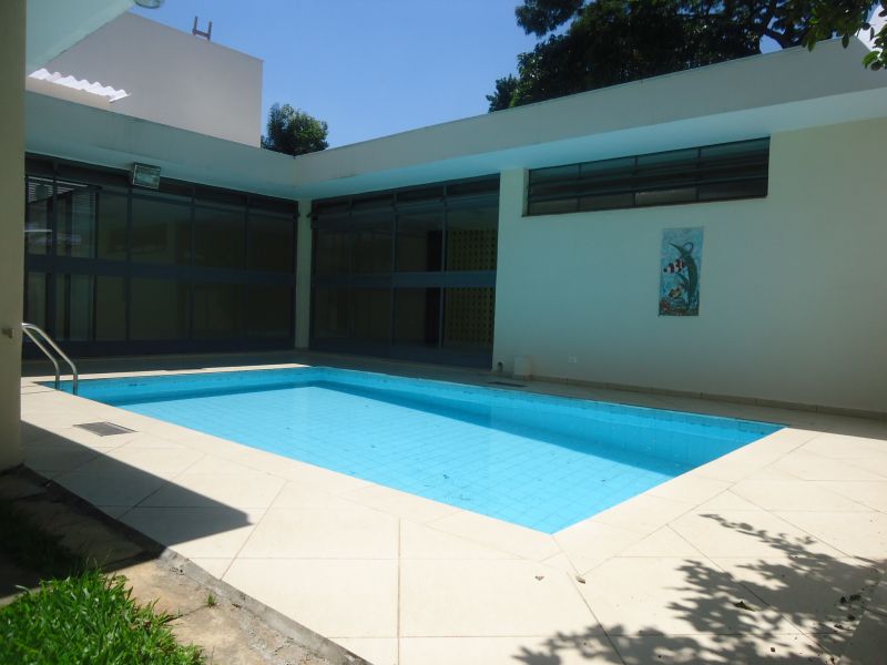 More em bairro tranquilo de São Paulo