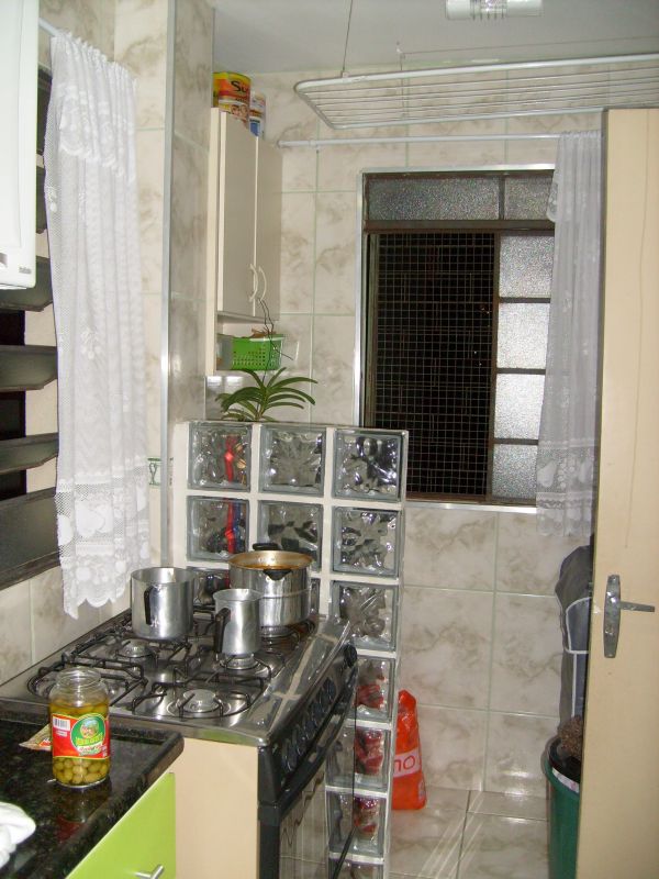 Excelente 2 quartos - Jd. Europa/ Venda Nova