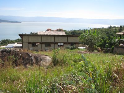 Terreno com vista para o mar em Ilhabela