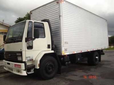 JC TRANSPORTES E MUDANÇAS