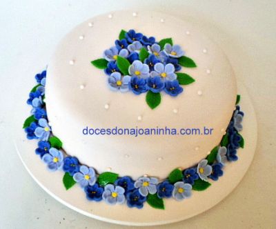 Bolos decorados para batizado e chá de bebê