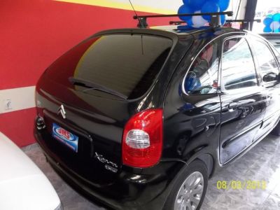 Citroen Xsara Picasso GLX 2.0 16V (aut) 2005 com couro e dvd de teto