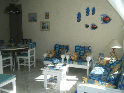 GUARUJÁ  3 DORM. 9 PESSOAS= 30 METROS DA PRAIA DAS PITANGUEIRAS