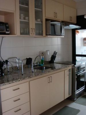 Colina São Francisco Apto 3 dorm (1 suite) Decorado Seminovo 72 m² uteis