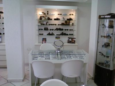 MÓVEIS PARA ÓPTICA