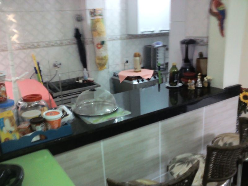 Oportunidade, 2/4 suíte, nascente, ventilado e todo reformado em Lauro de Freitas-Bahia.