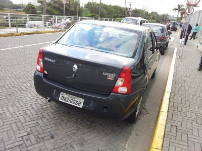 LOGAN PRIVILEGE 1.6 HI-FLEX COMPLETO UNICA DONA IMPECÁVEL