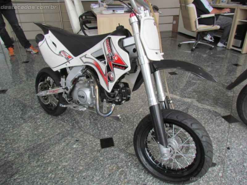 Four-X Pró 125	- BRANCA