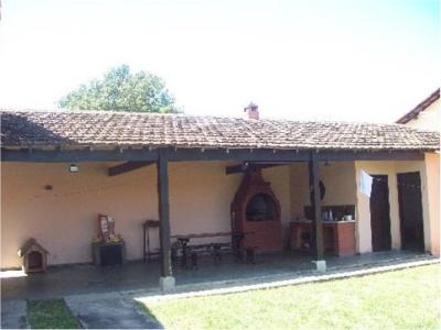 Praia seca casa na quadra da lagoa e centro