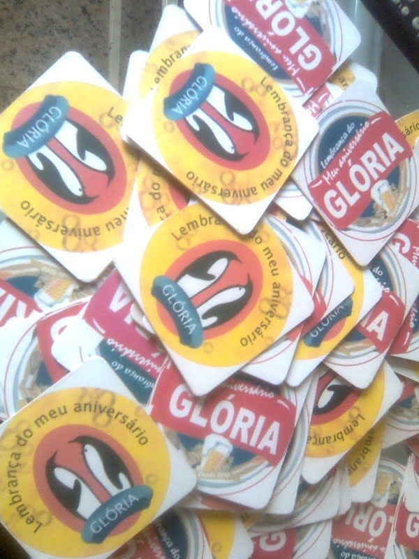 Bolachas de copp e copos personalizados