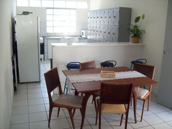 Hospedaria Masculina Com Quartos Compartilhados 