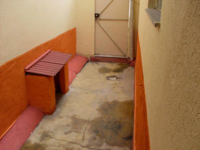 IM028-01C Casa de 02 qtos em Vila