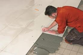 Piso Soldafort indicado para isolamento de piso ou azulejos velhos para assentamento do novo