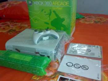PROMOÇÃO! XBOX 360 Arcade Jasper 20GB+ 2 cont R$599