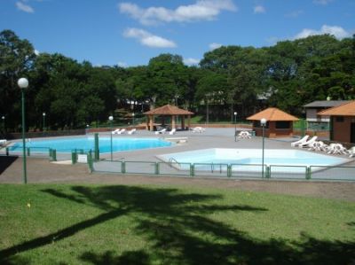 Casa na Vila B films hollywood 1100 m2 com quadra de tênis campo de futebol suiço