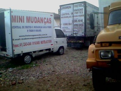 Central de frete e mudança Água Verde