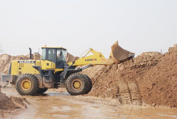 PÁ CARREGADEIRA LISHIDE CL920 MOTOR CUMMINS 0km 