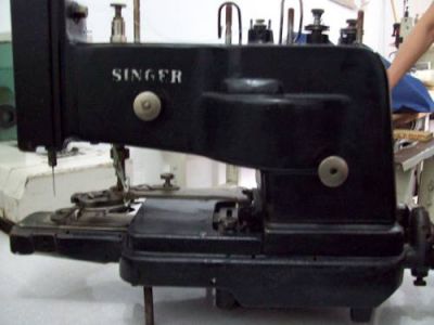maquina botoneira singer