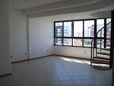 Cobertura a venda em Salvador da Bahia na Pituba.